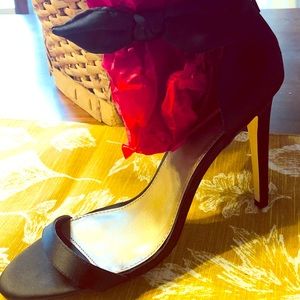 Badgley Mischka heels